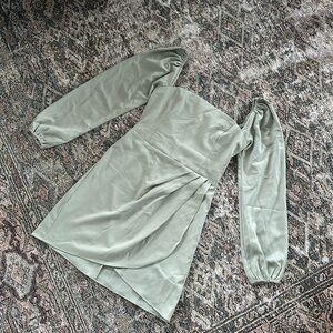 Abercrombie Long Sleeve Draped Skirt Mini Dress (Size XS)